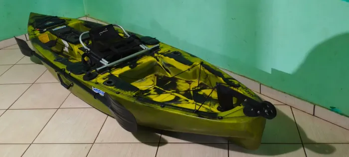 Venda caiaque profissional para pesca