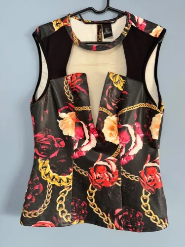Blusa da Coke Jeans em collab com a Anitta TAM G