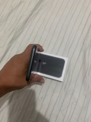 IPHONE 11 vendo ou troco