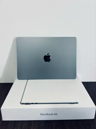? MacBook Air M2 - 13.6? | 8GB RAM | 256GB SSD | Estado Impecável | Bateria 100%