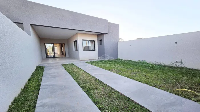 Casa com 3 dormitórios à venda, 109 m² por R$ 590.000,00 - Coroados - Guaratuba/PR
