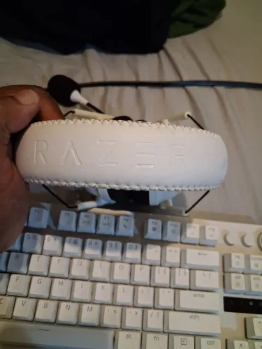 Fone e teclado razer