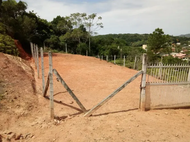 TERRENO EM BOMBINHAS SC