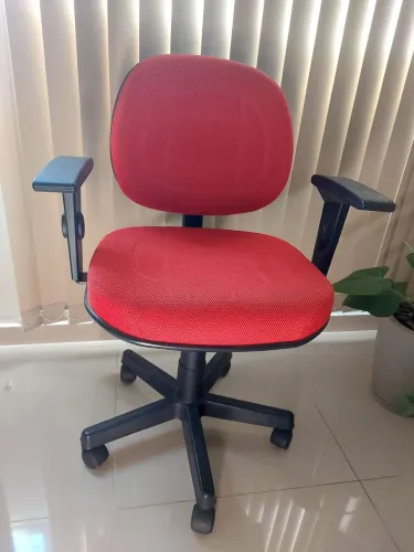 Cadeira de Escritório Giratória c/ braço - Cavaletti (linha Start)