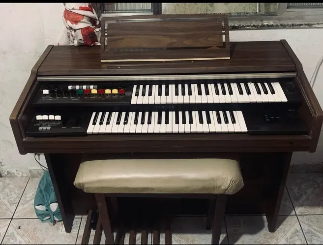Yamaha Electone BK-5C