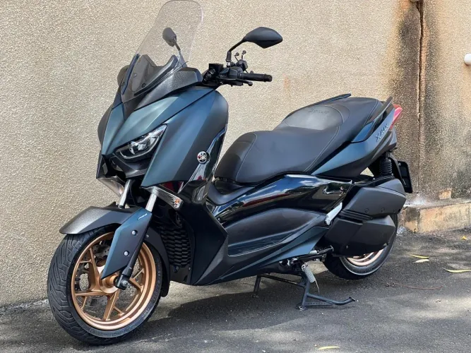 Yamaha XMax 250 - somente venda 