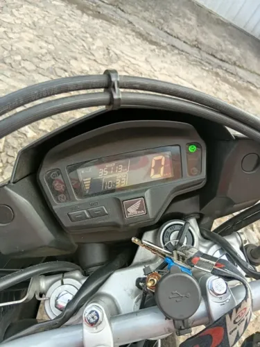 Vendo ou troco em moto de menor valor