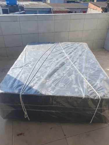 Cama box integrada nova