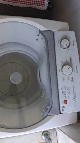 Vende máquina de lavar roupa 