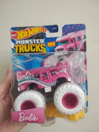 Hot Wheels monster trucks Barbie