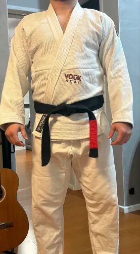 Kimono de Jiu Jitsu VOUK AÇAÍ A2