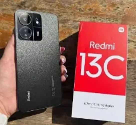 REDMI 13C em estado de novo
