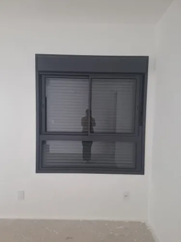 Janela aluminio udinese