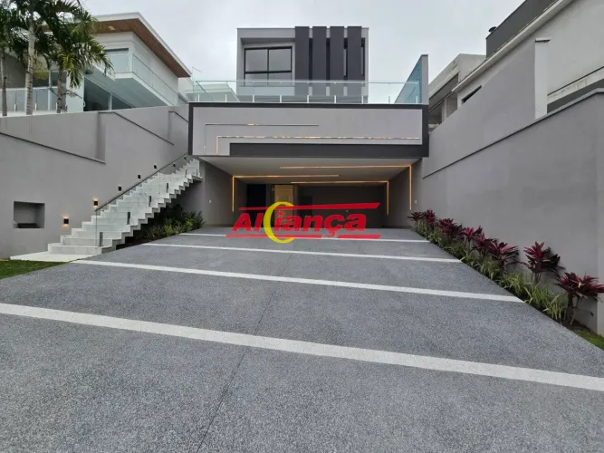 SOBRADO 5 SUÍTES, 370M² CONDOMÍNIO REAL PARK ARUJÁ