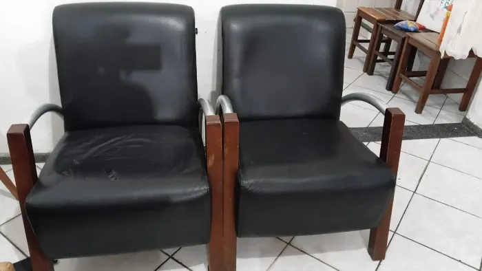 Poltronas de couro