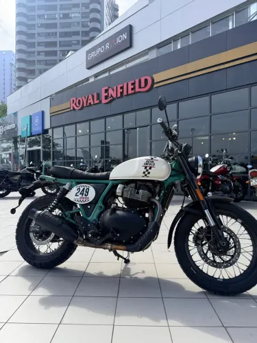 Royal Enfield Bear 650 Two Four Nine 2027 APENAS 927 KM - WERLINSON
