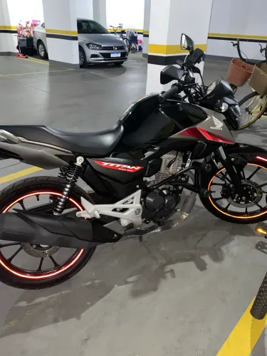 CG 160 Titan baixo km