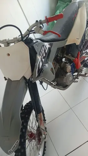 CRF 230 f 