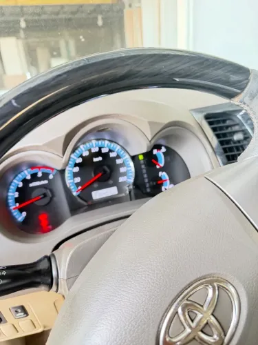 Toyota Hilux SW4 SRV D4-d 4X4 3.0 TDI Dies. AUT 2013