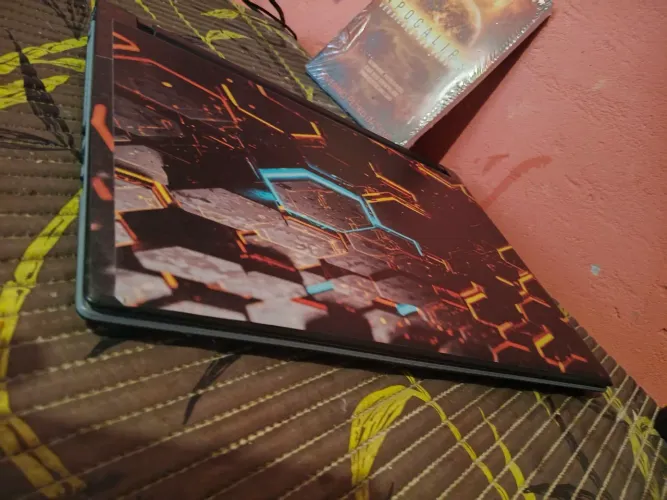Ultrabook lenovo ideapad i3 Touch