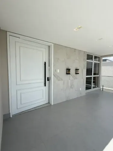 Alugo Casa Espetácular no Condomínio Alphaville com 3 Suítes no Mirante - Campina Grande -