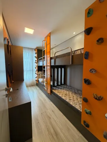 Quarto completo com Beliche
