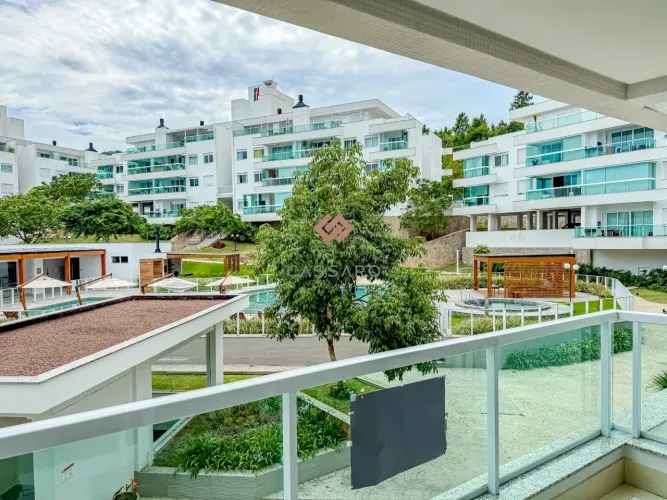 Apto mobiliário em Club Jurerê