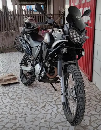 Ténéré 250 equipada