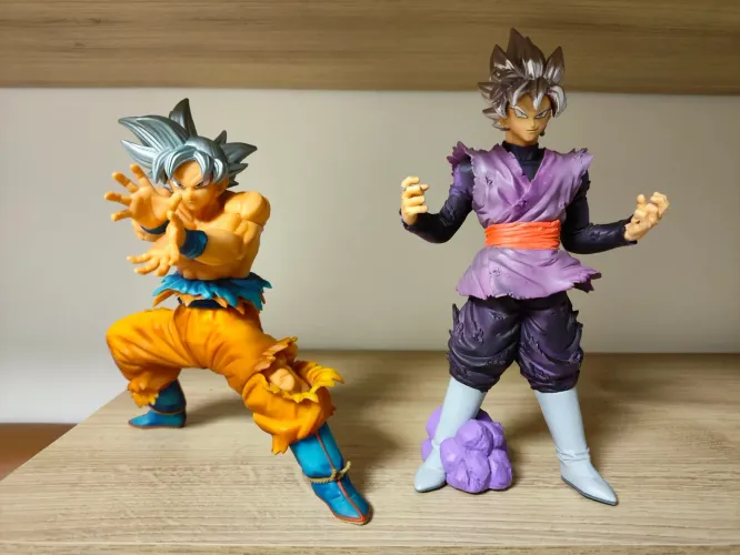 Goku e Goku Black Banpresto 