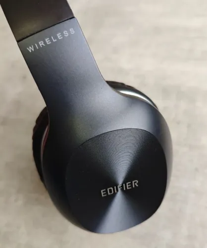 Fone Bluetooth Edifier W800BT Ótimo Estado<br>+ De 25hs de Bateria. Encaixe e Som Perfeito!