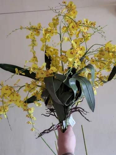 Vendo: Orquídeas silvestres artificial, 7 Ramos 45,00 reais 