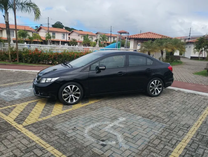 Honda Civic Sedan LXR 2.0 Flexone 16V Aut. 4P 2015