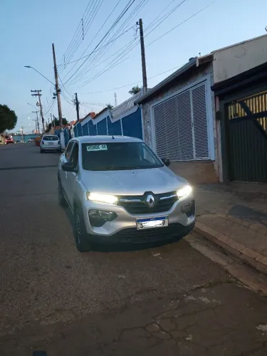 Renault Kwid Intense 1.0 Flex 12V 5P Mec. 2024