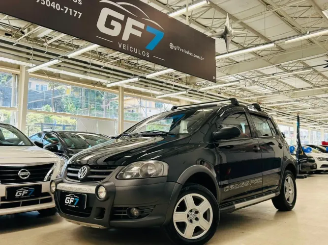 Volkswagen Crossfox 1.6 MI Total Flex 8V 5P 2010