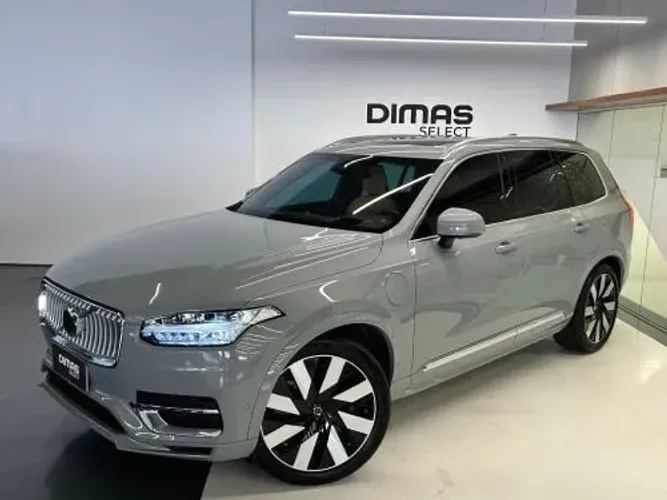 Volvo XC-90 T-8 Ultimate 2.0 AWD (híbrido) 2025