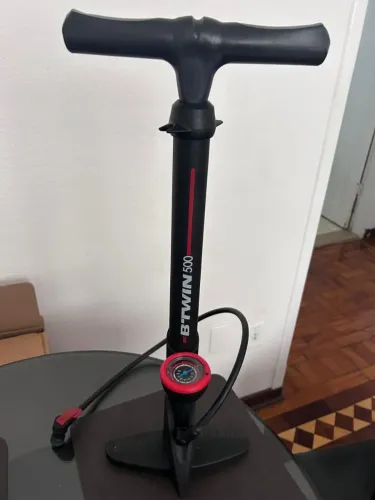 Bomba de ar btwin 500 com manômetro 