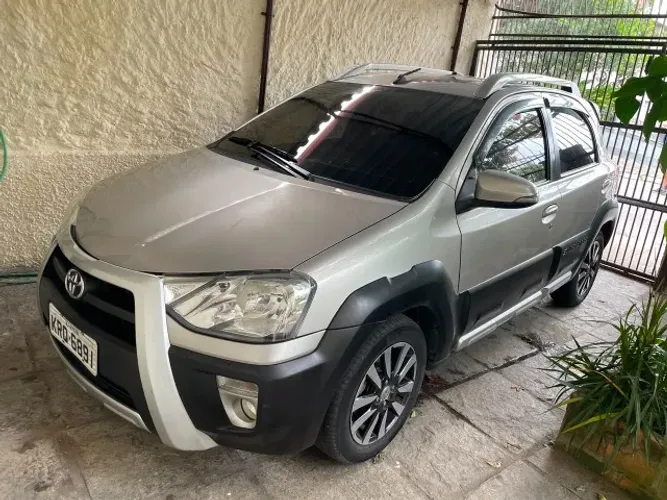 Toyota Etios Cross 1.5 Flex 16V 5P Mec. 2017