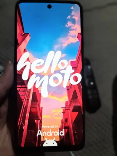 Motorola MOTO G54 com defeito