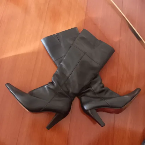BOTA DE COURO CANO ALTO