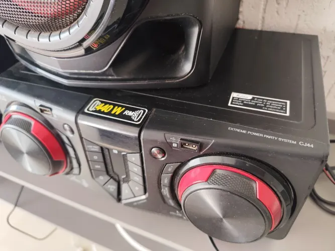 Mini System LG XBOOM CJ44 440W Bluetooth USB Funções DJ Karaokê