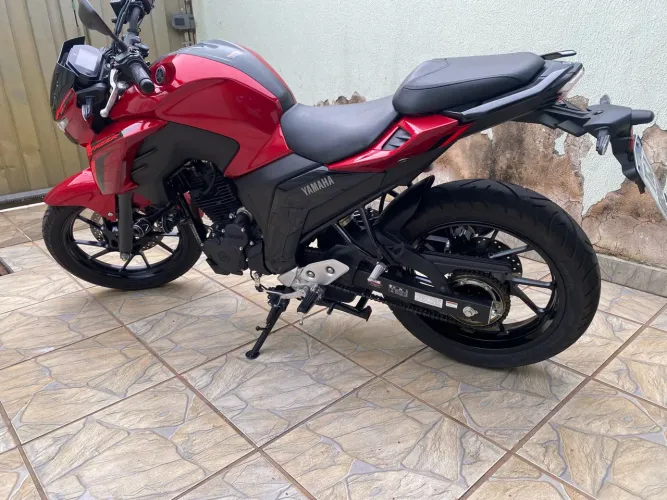Yamaha FZ25 250 Fazer Connected 2025