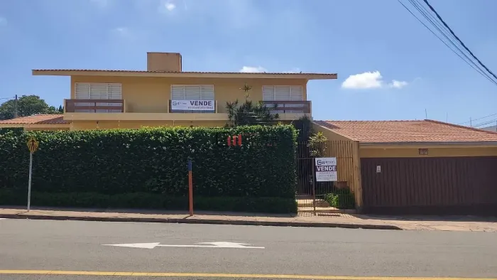 ATENÇÃO-.. ADVOGADOS, MÉDICOS, CLÍNICAS, etc., Sobrado COMERCIAL à venda, R$. 1.990.000,00