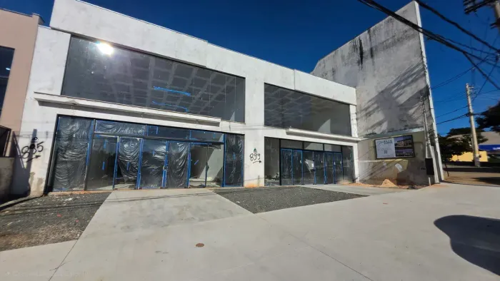 Salao comercial para locaçao no Parque Taquaral em Campinas
