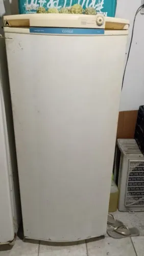Vende se geladeira 500 reais