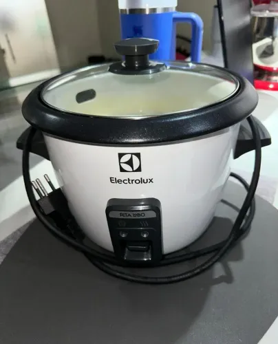 Panela de arroz Electrolux 
