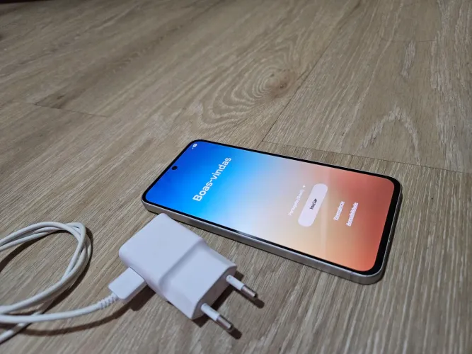 Vendo samsung A56, 256Gb de memória e ainda em garantia até o final do ano