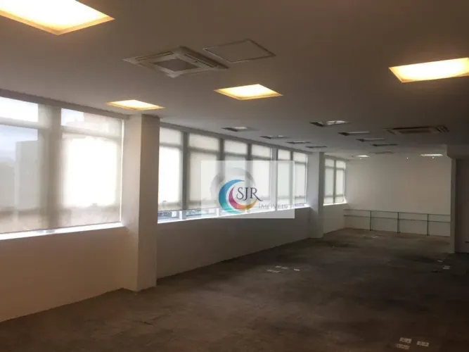 Conjunto Come rcial Com 205 m² de área útil, 3 Vagas, Metrô Faria LIma.