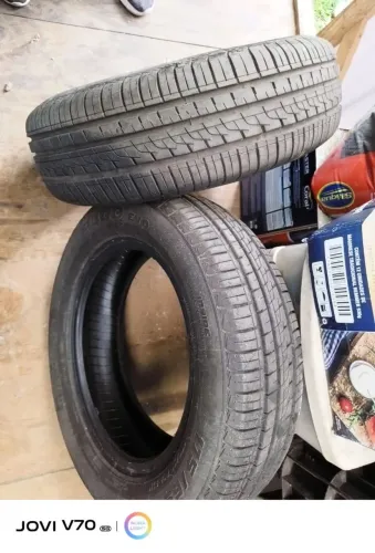 Pneu Pirelli Aro 14.
