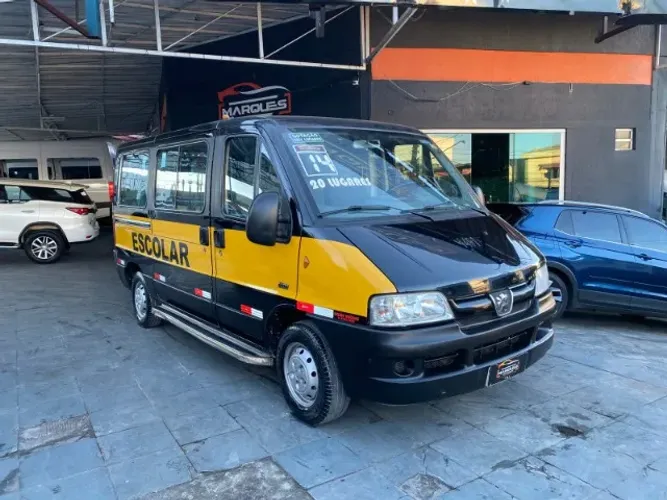 Peugeot Boxer 2.3 Minibus 15/16l TB Diesel. 2014