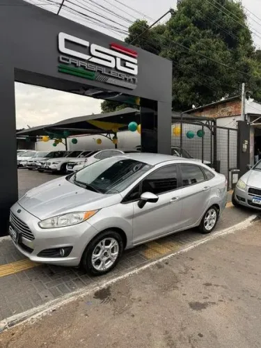 Ford Fiesta Sedan SE Plus 1.6 Powershift 2014